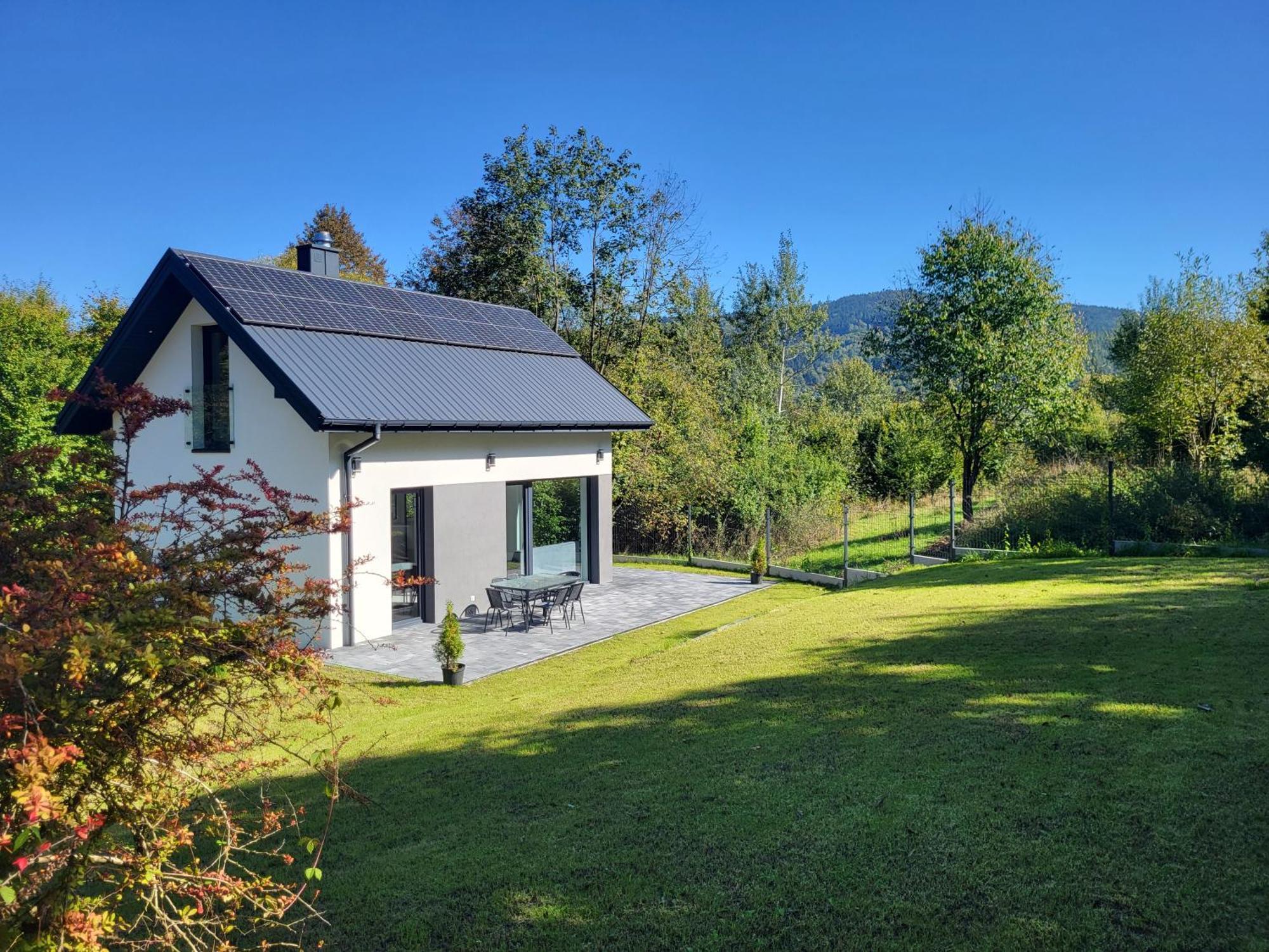 Domek Caloroczny Stroza  Exteriör bild